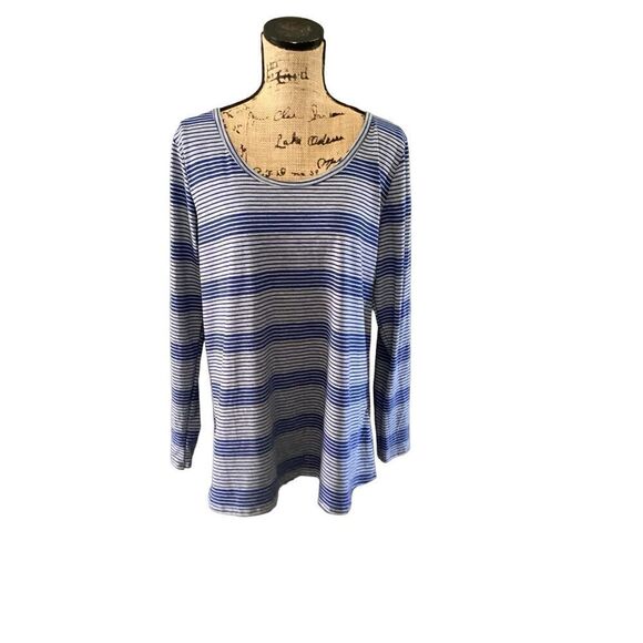 Lularoe Lynnae long Sleeve T- Shirt - Picture 6 of 8
